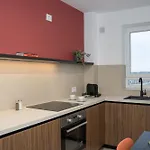 Cozy Velvet Noir, Modern & Luxury Apt, Parking Apartament *