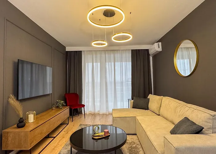 Cozy Velvet Noir, Modern & Luxury Apt, Parking Brasov