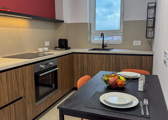 Apartment Cozy Velvet Noir, Modern & Luxury Apt, Parking Brasov