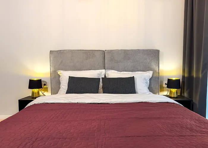 Apartment Cozy Velvet Noir, Modern & Luxury Apt, Parking